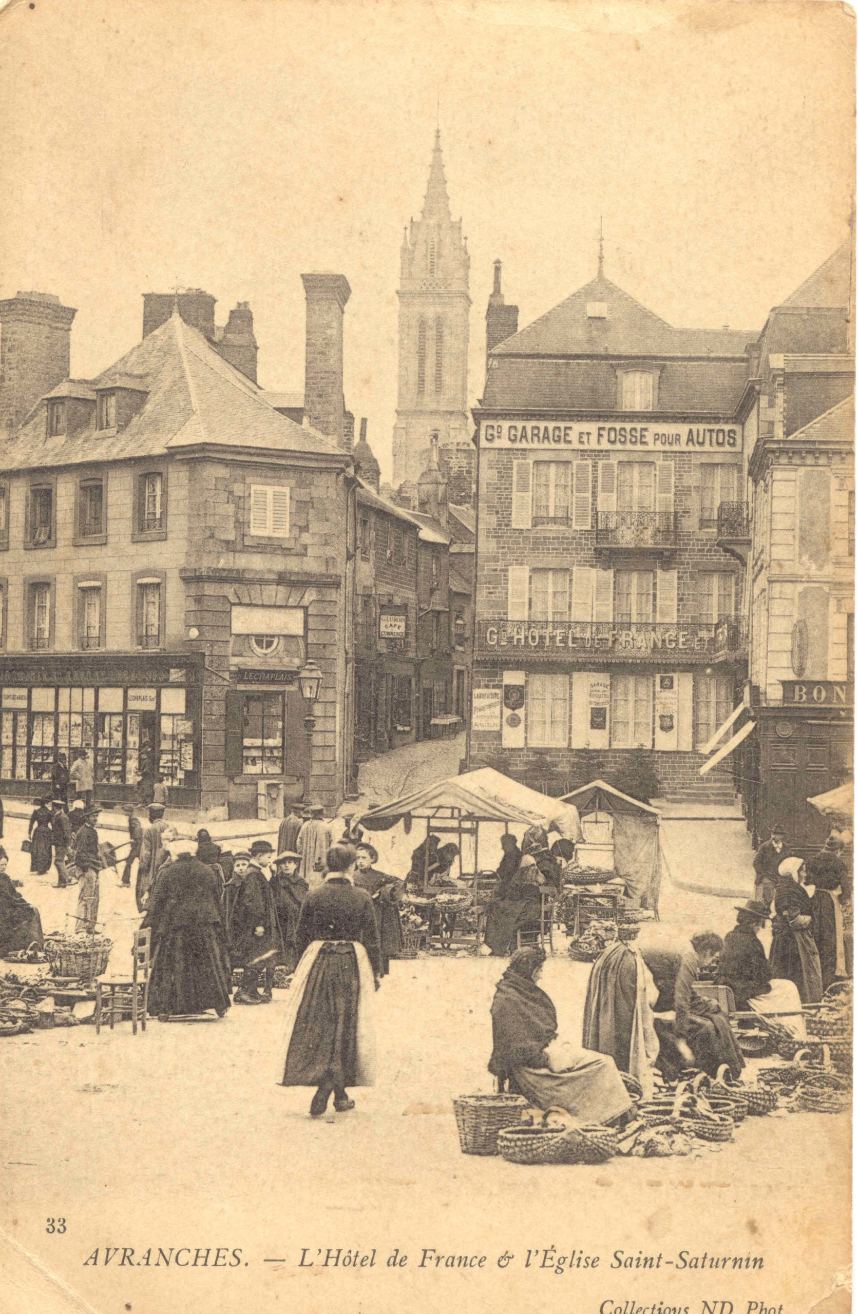 AVRANCHES L'HOTEL DE FRANCE ET L'EGLISE SAINT SATURNIN